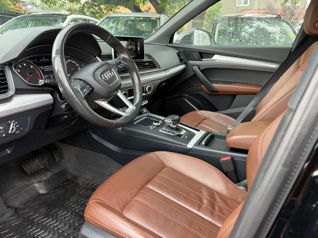 2018 Audi Q5 Progressiv, černá, 155 166 km, dovoz Kanada — foto 6 z 19
