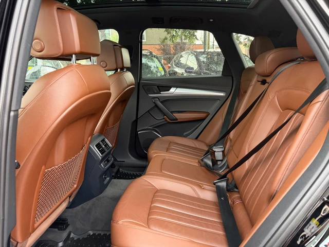2018 Audi Q5 Progressiv, černá, 155 166 km, dovoz Kanada — foto 9 z 19