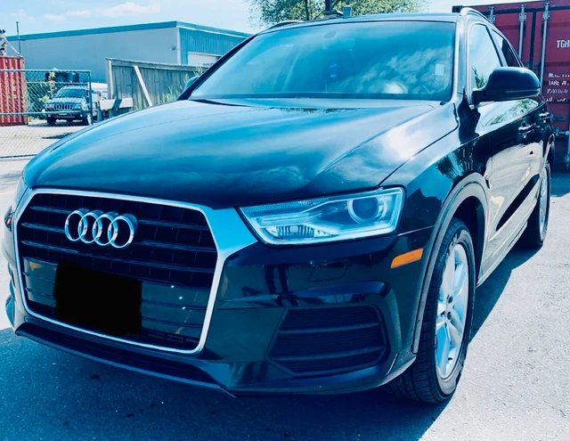 2016 Audi Q3, černá, 170 000 km, dovoz Kanada — foto 2 z 5