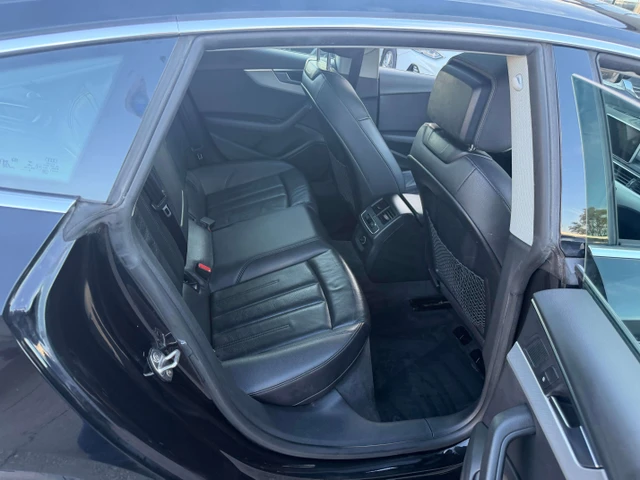 2018 Audi A5 Technik, černá, 161 148 km, dovoz Kanada — foto 14 z 18