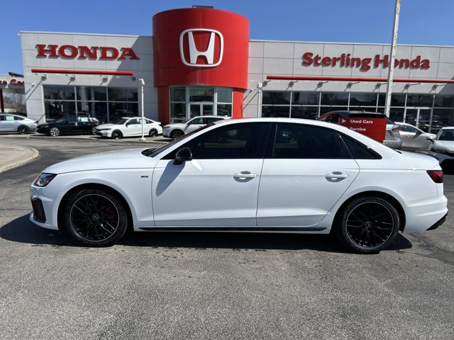 2024 Audi A4 Progressiv, bílá, 33 369 km, dovoz Kanada — foto 10 z 20