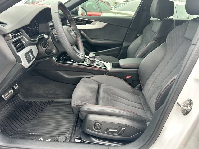 2024 Audi A4 Progressiv, bílá, 33 369 km, dovoz Kanada — foto 12 z 20