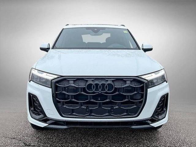 2026 Audi Q7 Technik, bílá, 28 km, dovoz Kanada — foto 2 z 20