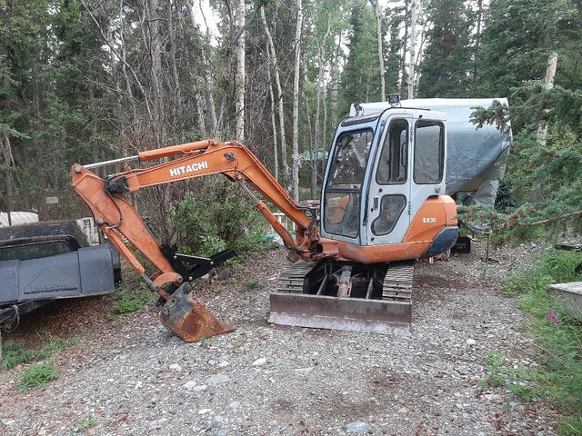 2000 Hitachi EX30, 4 800 mth, dovoz Kanada — foto 2 z 5