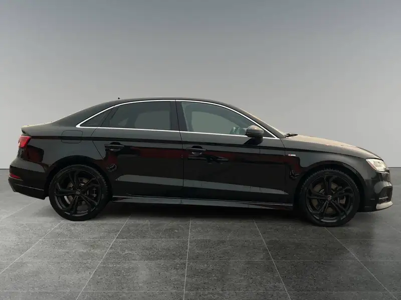 2020 Audi A3 Progressiv, černá, 134 293 km, dovoz Kanada — foto 6 z 12
