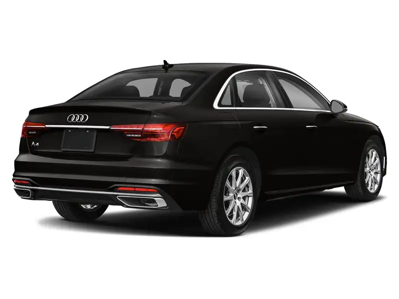 2022 Audi A4 Progressiv, černá, 64 000 km, dovoz Kanada — foto 2 z 10