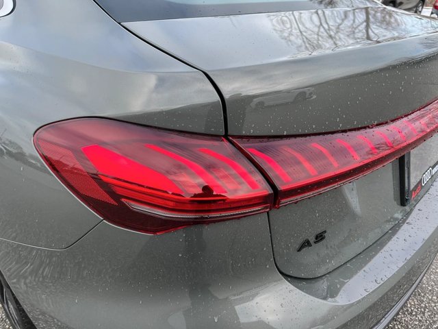 2025 Audi A5 Progressiv, šedá, 35 km, dovoz Kanada — foto 14 z 20