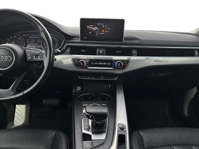 2017 Audi A4 Progressiv / AWD, bílá, 118 959 km, dovoz Kanada — foto 13 z 18