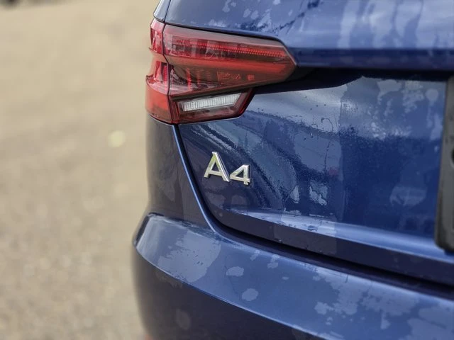 2018 Audi A4 Technik, modrá, 107 944 km, dovoz Kanada — foto 16 z 20