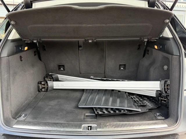2015 Audi Q5 Progressiv, černá, 141 830 km, dovoz Kanada — foto 15 z 16
