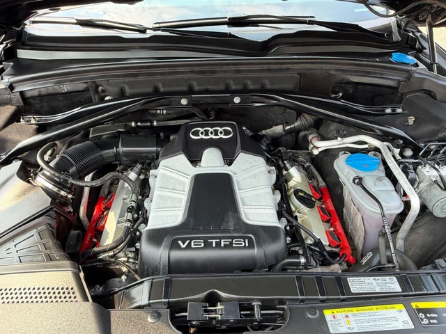 2015 Audi Q5 Progressiv, černá, 141 830 km, dovoz Kanada — foto 16 z 16