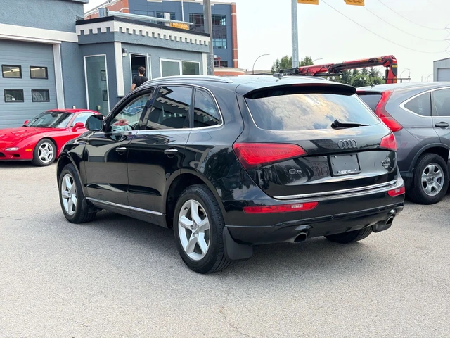 2015 Audi Q5 Progressiv, černá, 141 830 km, dovoz Kanada — foto 3 z 16