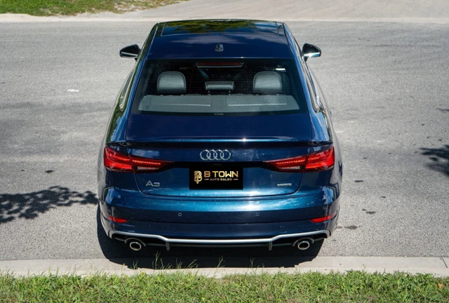 2020 Audi A3 Progressiv, modrá, 91 045 km, dovoz Kanada — foto 4 z 5