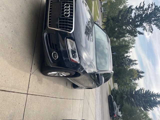 2016 Audi Q5 Premium Plus, černá, 145 000 km, dovoz Kanada — foto 4 z 5