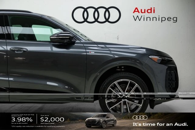 2026 Audi Q5 Progressiv, šedá, 19 km, dovoz Kanada — foto 5 z 20