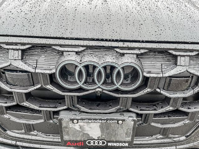 2026 Audi Q7 Progressiv, černá, 3 000 km, dovoz Kanada — foto 13 z 20