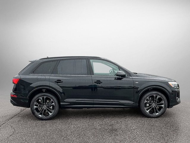 2026 Audi Q7 Progressiv, černá, 3 000 km, dovoz Kanada — foto 4 z 20