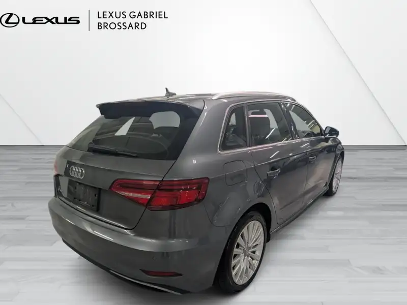 2018 Audi A3 Premium, šedá, 126 590 km, dovoz Kanada — foto 4 z 12