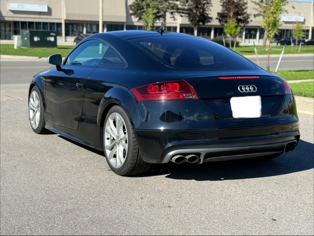 2011 Audi Tts, černá, 160 000 km, dovoz Kanada — foto 4 z 5