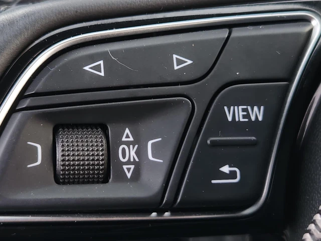 2019 Audi A4 45 Progressiv, bílá, 118 401 km, dovoz Kanada — foto 3 z 4
