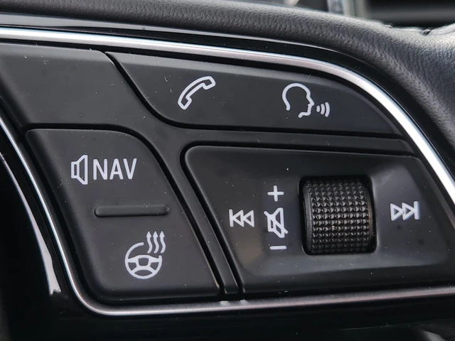 2019 Audi A4 45 Progressiv, bílá, 118 401 km, dovoz Kanada — foto 4 z 4