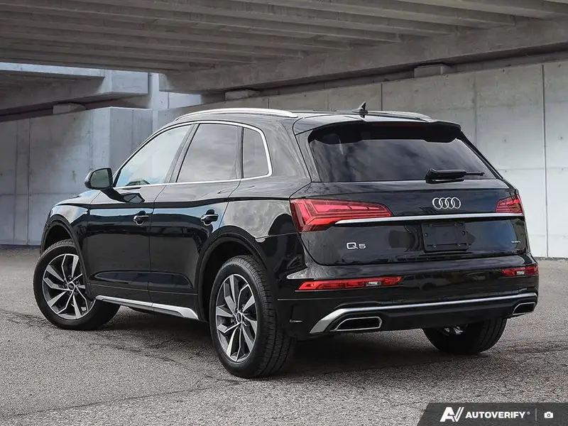 2023 Audi Q5 Progressiv, bílá, 58 843 km, dovoz Kanada — foto 5 z 12