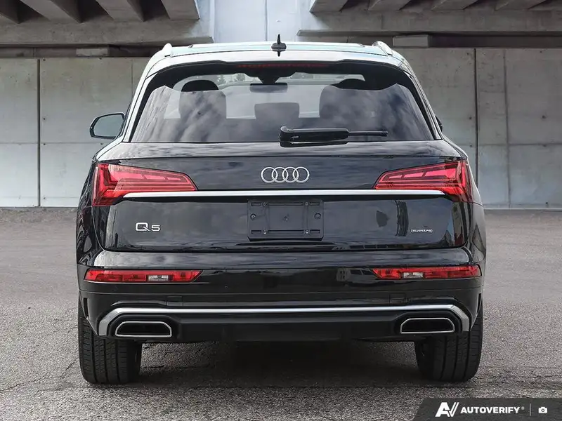 2023 Audi Q5 Progressiv, bílá, 58 843 km, dovoz Kanada — foto 7 z 12