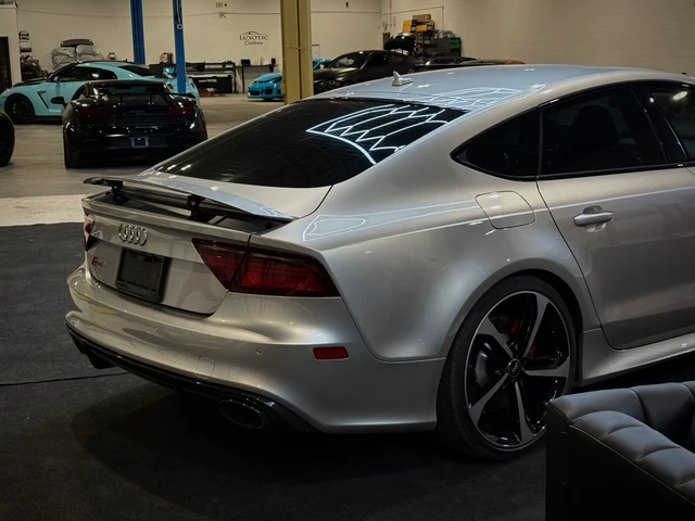 2016 Audi Rs7, stříbrná, 72 300 km, dovoz Kanada — foto 3 z 5