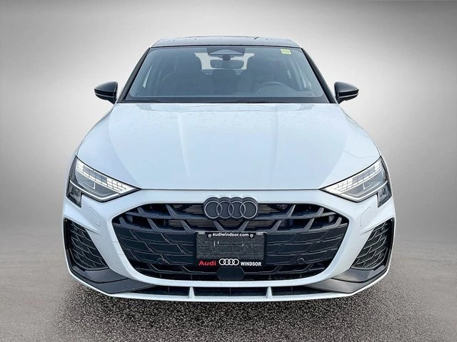 2026 Audi A3 Sedan Progressiv, bílá, 14 km, dovoz Kanada — foto 2 z 20