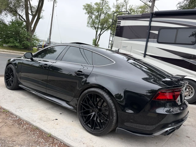2017 Audi Rs7 performance, černá, 109 000 km, dovoz Kanada — foto 2 z 5