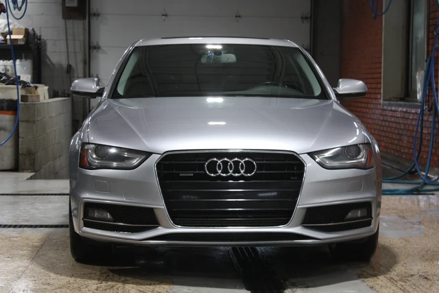 2016 Audi A4 Progressiv plus, 182 000 km, dovoz Kanada — foto 2 z 5