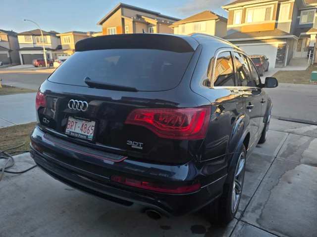 2012 Audi Q7, černá, 165 250 km, dovoz Kanada — foto 3 z 5