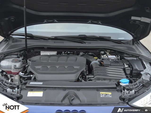 2025 Audi A3 Progressiv, 41 900 km, dovoz Kanada — foto 8 z 20