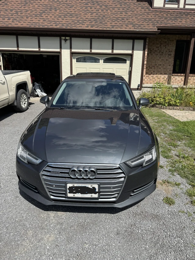 2017 Audi A4 Progressiv, šedá, 219 000 km, dovoz Kanada — foto 4 z 5