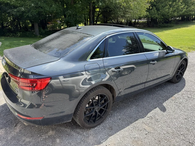 2017 Audi A4 Progressiv, šedá, 219 000 km, dovoz Kanada — foto 5 z 5