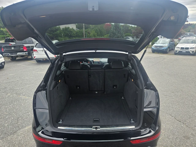 2014 Audi Q5 2.0L Progressiv, černá, 131 136 km, dovoz Kanada — foto 8 z 9