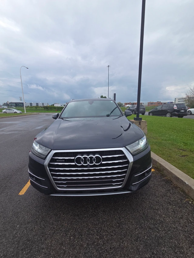 2017 Audi Q7 3.0T Technik, modrá, 157 000 km, dovoz Kanada — foto 2 z 5