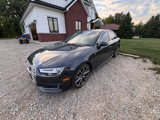 2017 Audi A4 Technik, šedá, 76 000 km, dovoz Kanada — foto 2 z 5
