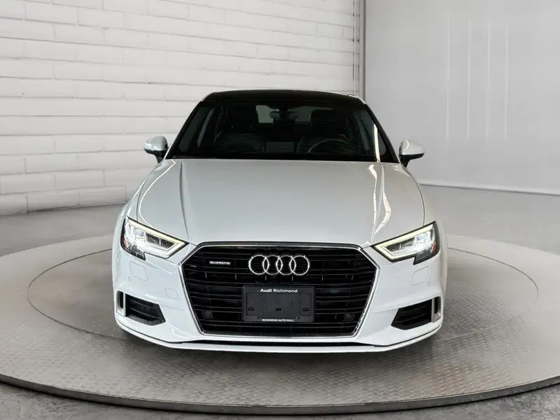 2018 Audi A3 Technik, bílá, 43 502 km, dovoz Kanada — foto 2 z 12