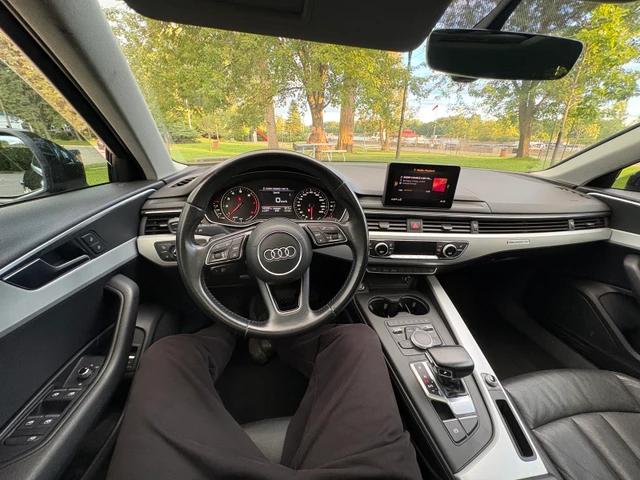 2017 Audi A4, 145 597 km, dovoz Kanada — foto 5 z 5