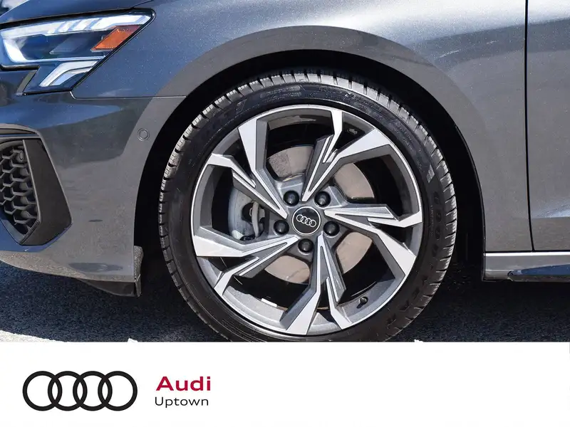 2024 Audi A3 Progressiv, 27 899 km, dovoz Kanada — foto 6 z 12