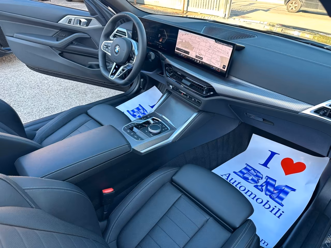 2025 BMW, 14 800 km, Itálie — foto 9 z 28