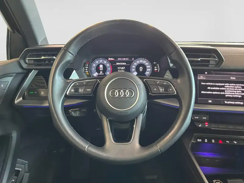 2024 Audi A3 Progressiv, černá, 35 600 km, dovoz Kanada — foto 11 z 12