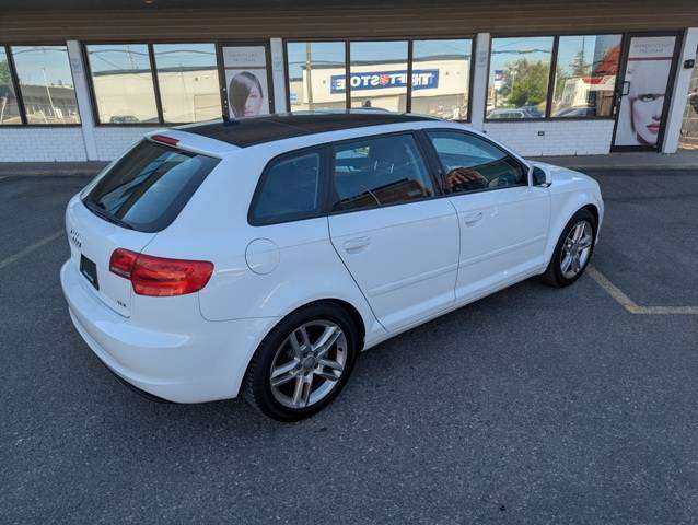 2012 Audi A3 Progressiv, bílá, 147 658 km, dovoz Kanada — foto 5 z 5