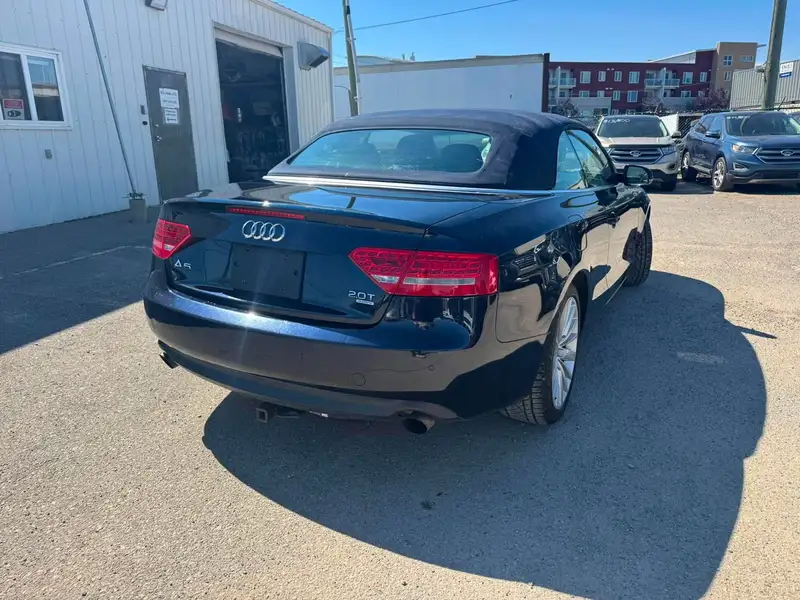 2011 Audi A5 Premium Plus, modrá, 124 716 km, dovoz Kanada — foto 4 z 12