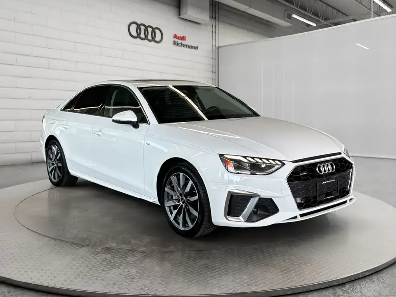 2023 Audi A4 Progressiv, bílá, 42 286 km, dovoz Kanada — foto 3 z 12