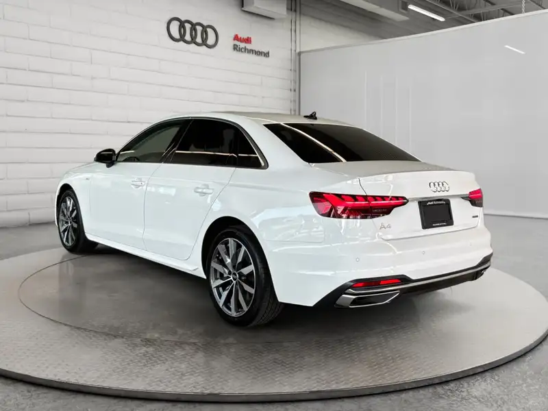 2023 Audi A4 Progressiv, bílá, 42 286 km, dovoz Kanada — foto 7 z 12