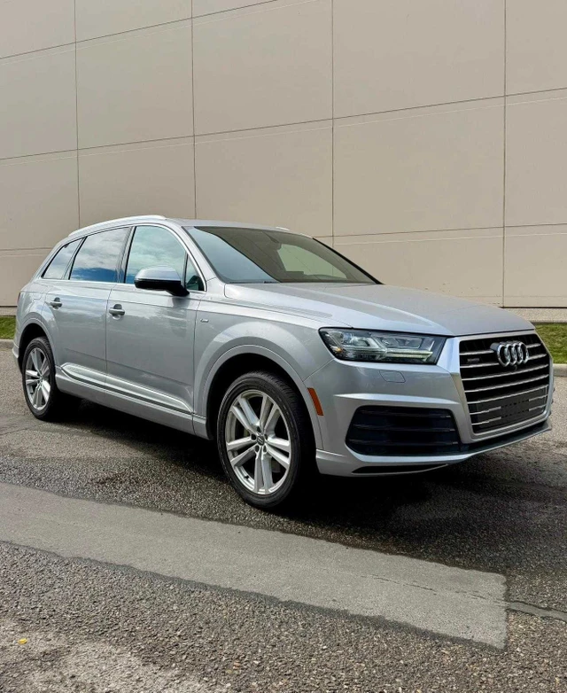 2017 Audi Q7, 191 000 km, dovoz Kanada — foto 2 z 5