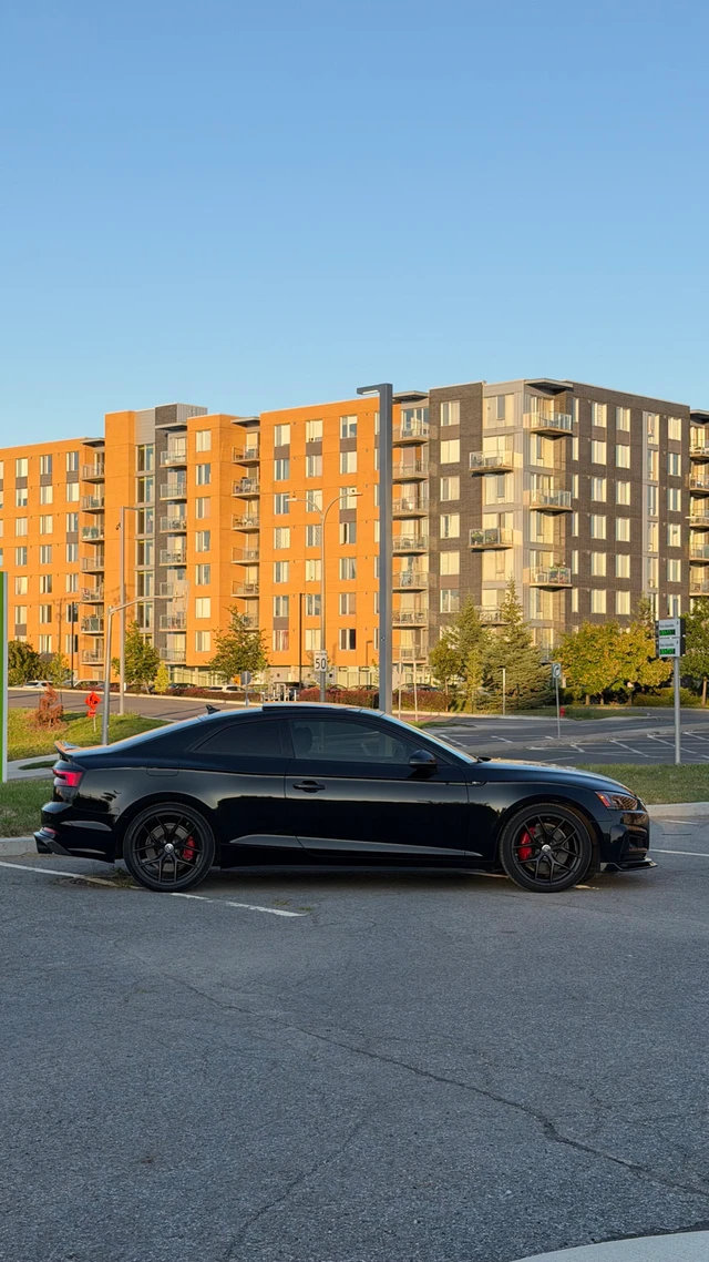 2018 Audi A5, černá, 136 000 km, dovoz Kanada — foto 5 z 5