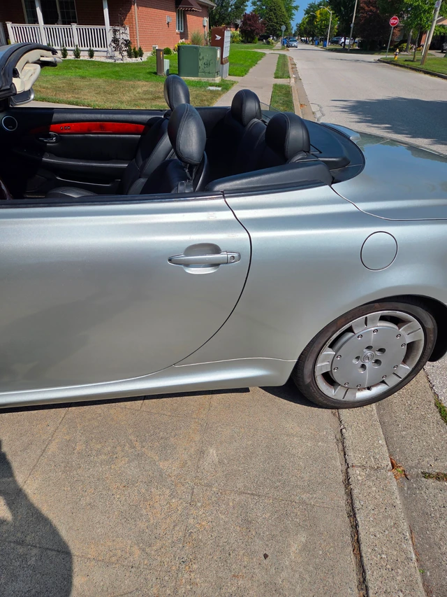 2003 Lexus Sc, 67 000 km, dovoz Kanada — foto 1 z 5 2003 Lexus Sc, 67 000 km, dovoz Kanada — foto 1 z 5